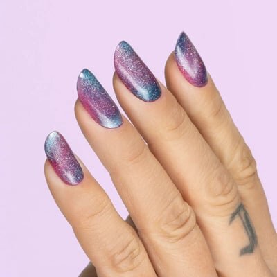 unghie inverno 2024 cat eyes